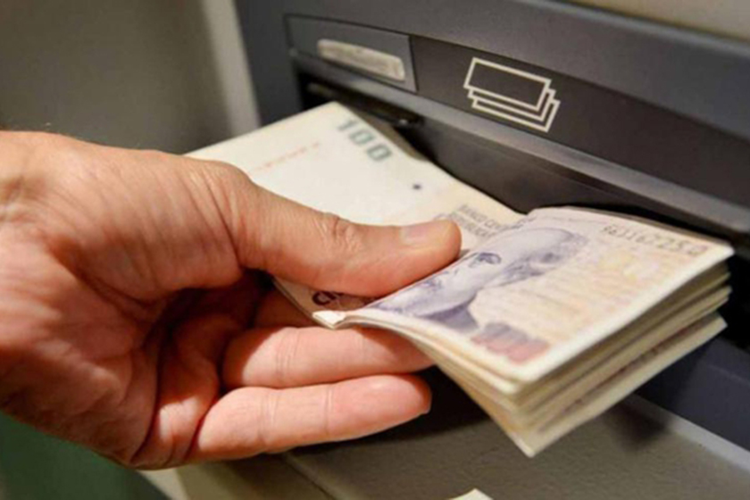 Comienza el pago de haberes de forma escalonada para empleados públicos