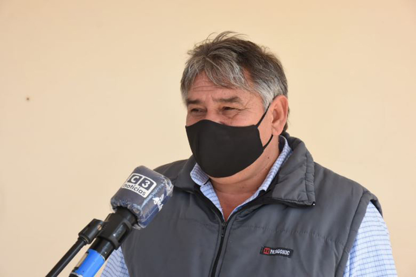 El intendente Onisimchuk destacó la inauguración del complejo educativo en Villafañe