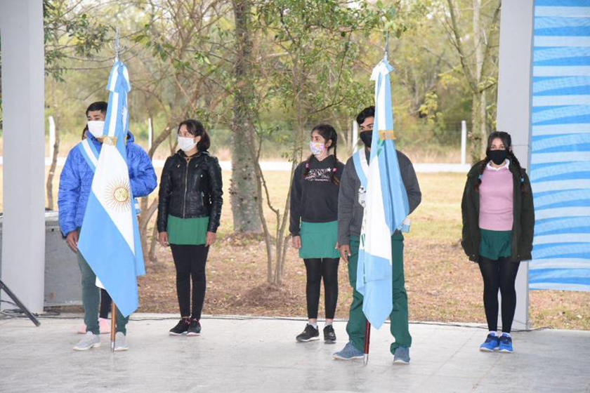 Insfrán: “Retomamos el camino de la educación presencial en zonas rurales”