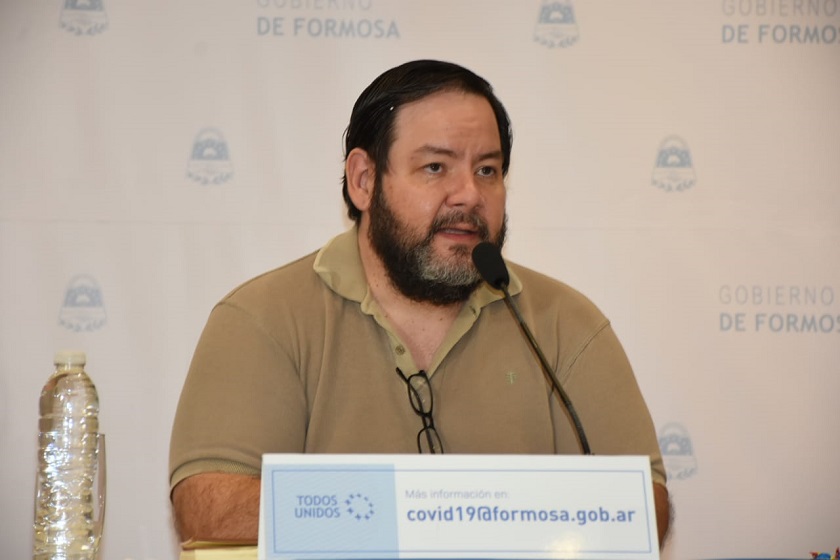Bibolini advirtió del peligro de ingerir dióxido de cloro para tratar el coronavirus: puede llevar a la muerte