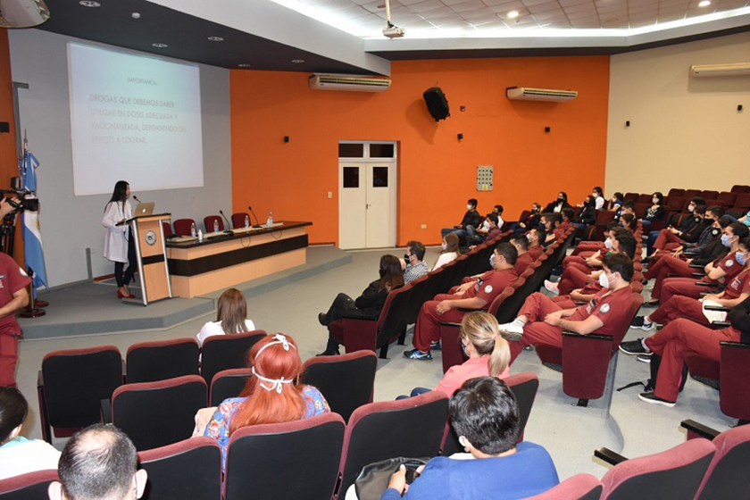 El Hospital Central realizó la I Jornada de Cardiología Crítica