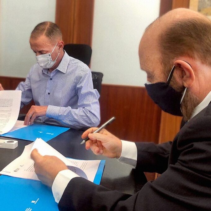 El gobernador Gildo Insfrán firmó un convenio con Vialidad Nacional para la pavimentación de la ruta provincial N°23