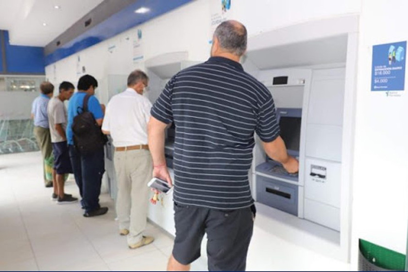 La Defensoría y el Banco Formosa coordinan asistencia a usuarios en sucursales durante el cronograma
