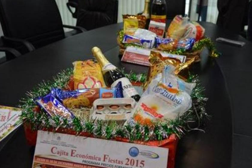 Analizan evolución de precios de productos básicos de fin de año y acordar una canasta navideña provincial