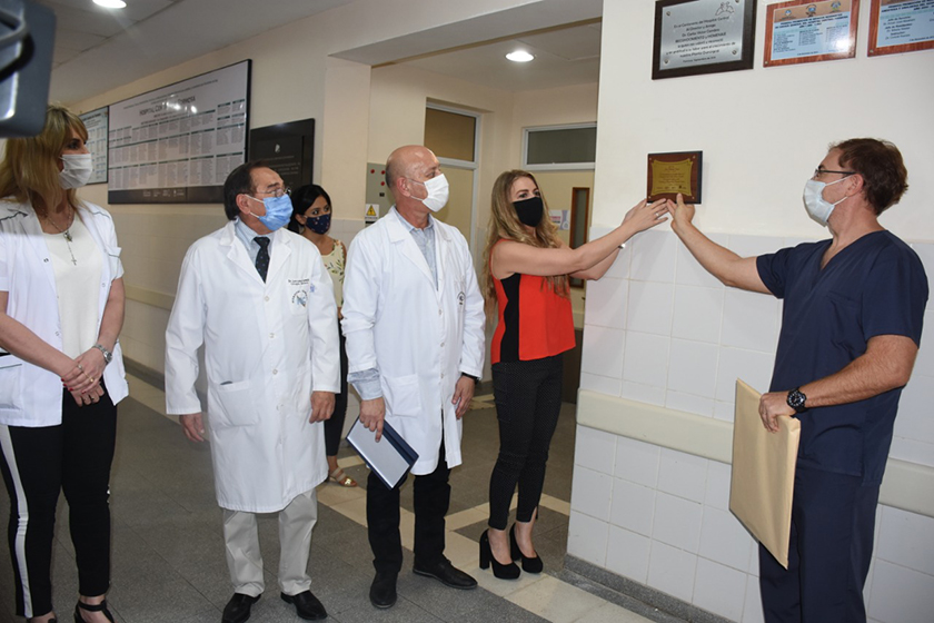 El Hospital Central distinguió a médicos en su día