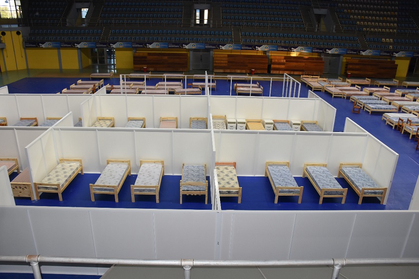 Comenzó a funcionar el Estadio Cincuentenario para alojar a pacientes leves y asintomáticos