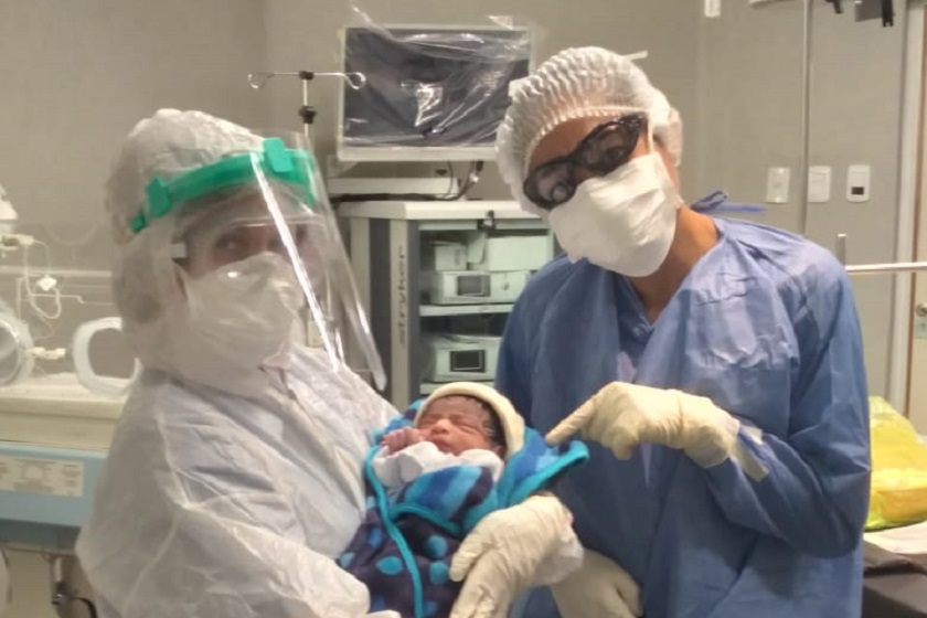 Uno de los recién nacidos permanece internado y aislado en el Hospital de la Madre y el Niño