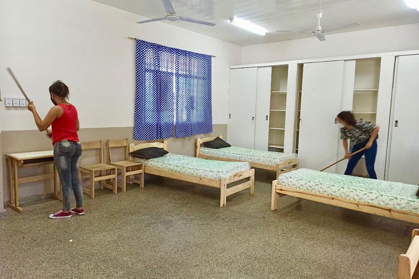 Voluntarios por la salud y la vida pusieron a punto Escuela N°224 para nuevo ingreso de formoseños