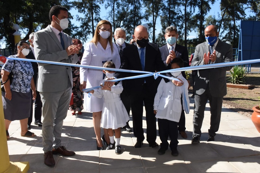En otra inauguración, el gobernador Insfrán destacó que la educación “es la mejor herencia”
