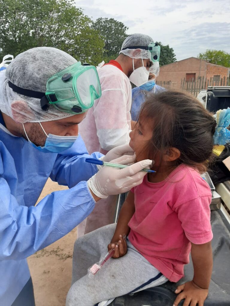 Continúa el fortalecimiento de servicios de salud para familias colonas del interior
