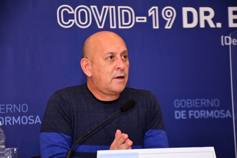 El médico Mario Romero Bruno contrajo coronavirus: “Se encuentra bien de salud”, se afirmó desde el Consejo de la Emergencia