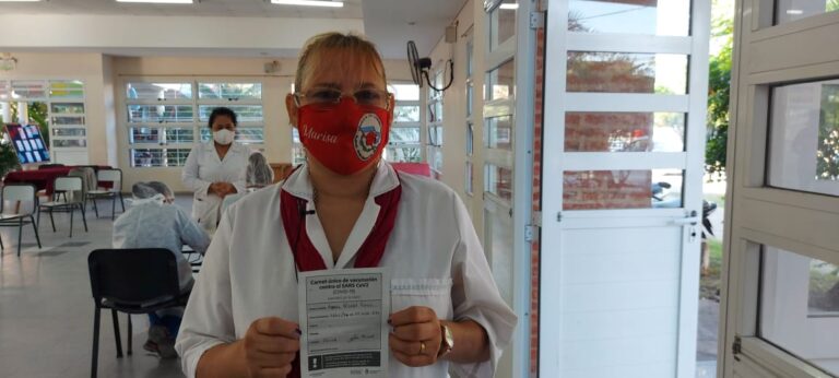 Vacunación COVID 19: Insfrán anunció la aplicación de las segundas dosis para personal de salud y docente de Formosa Capital