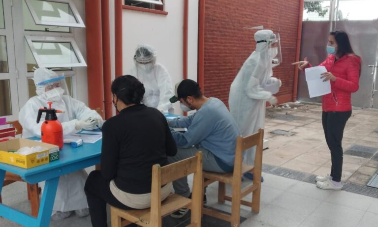 Sigue el monitoreo de salud diario a los pacientes de los Centros de Atención Sanitaria