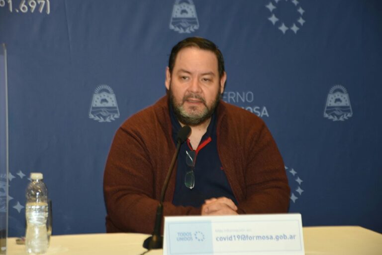 Bibolini insistió en los beneficios de inmunizarse contra el COVID-19 e instó a que “quienes estén habilitados para vacunarse, lo hagan”