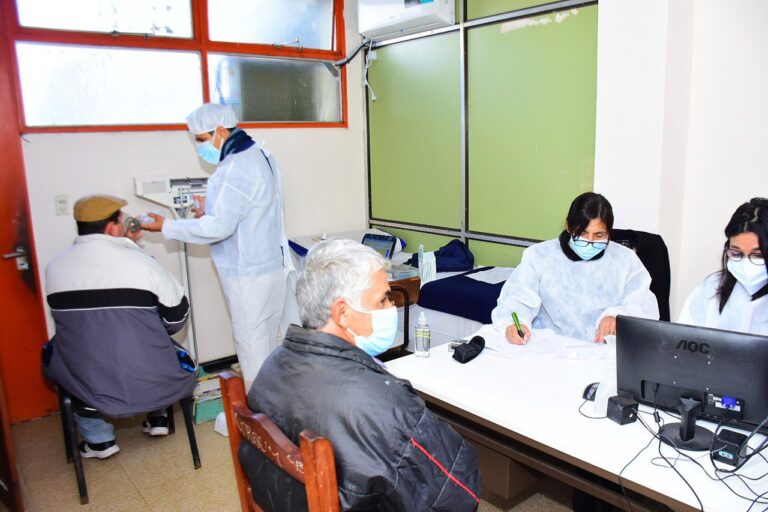 El Hospital Central cumplió su segunda semana evaluando pacientes recuperados de COVID 19