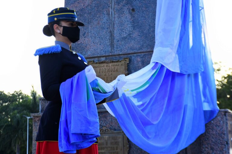 Insfrán: “Sigamos engrandeciendo la historia de nuestra querida Formosa”