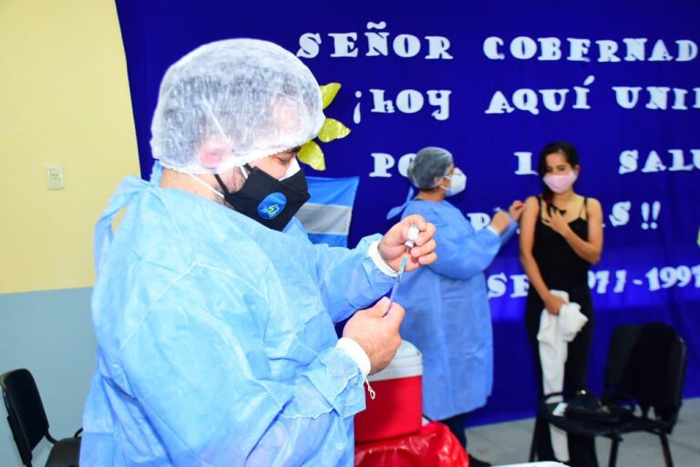 COVID-19: Avanza la campaña de vacunación en el interior provincial