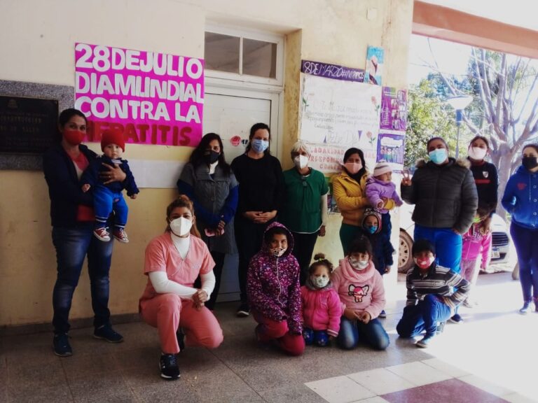 Vecinos de Mojón de Fierro aprendieron más sobre la prevención de las hepatitis virales