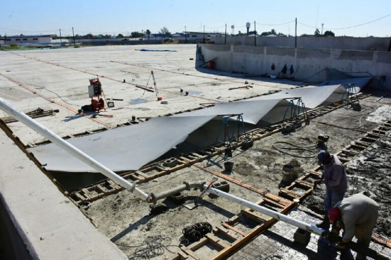 Ampliación del Parque Acuático: Construyen tres nuevas piletas, una con innovador sistema artificial de olas