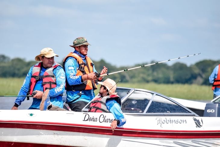 Habilitaron la pesca recreativa embarcada en la provincia