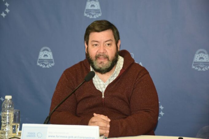 Bibolini: Hay 106 personas en UTI y 71 se encuentran con asistencia respiratoria mecánica