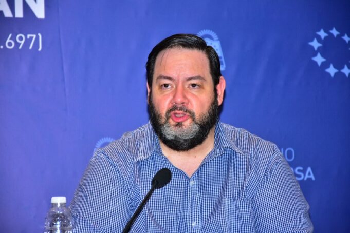 Bibolini informó que 68 personas se encuentran en la UTI con asistencia respiratoria mecánica