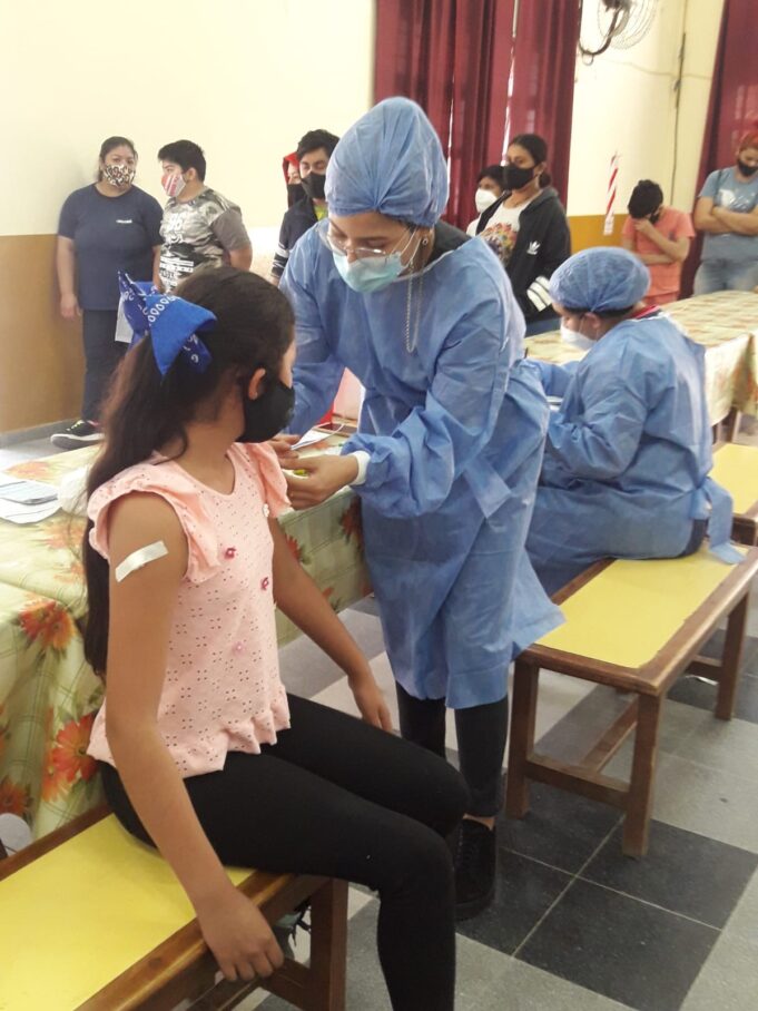 Escolares de la EPEP 365 recibieron completos controles de salud