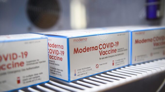 Comenzó la distribución de la vacuna Moderna: Formosa recibirá 20.160 dosis