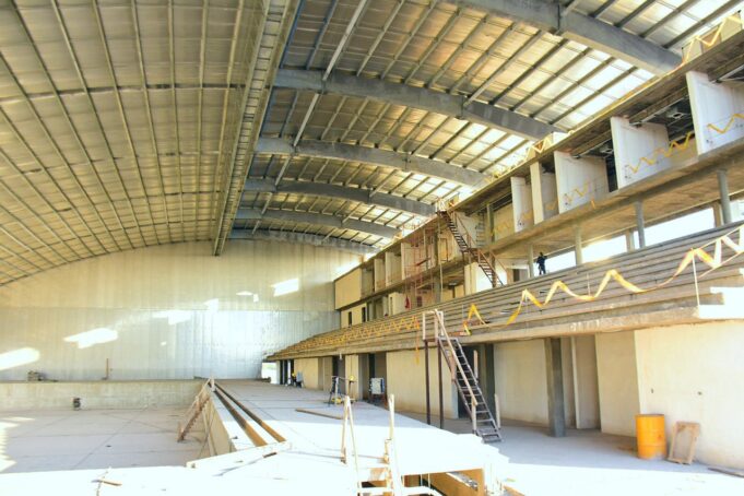Las obras de construcción de la pileta olímpica climatizada, con un avance general del 40%