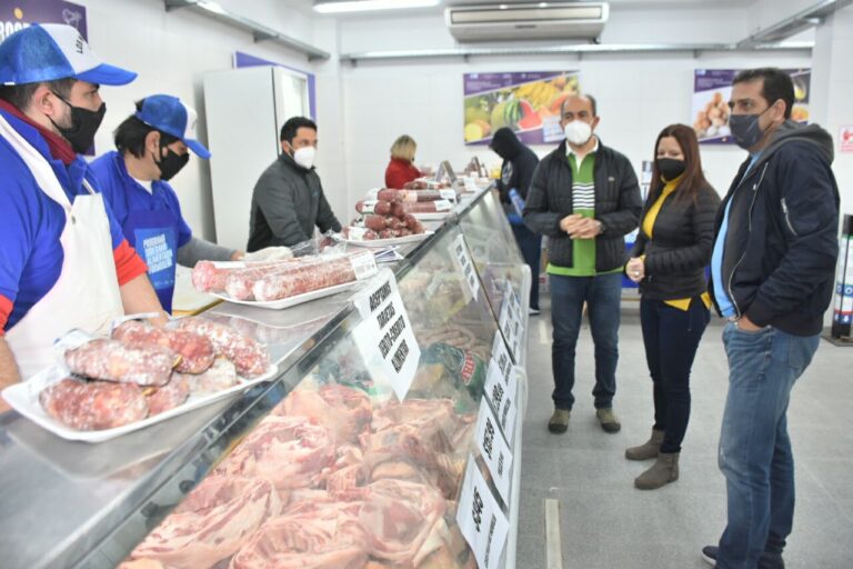 Precandidatos del Frente de Todos visitaron la sede de Soberanía Alimentaria