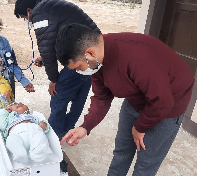 Completas atenciones en comunidad originaria del oeste