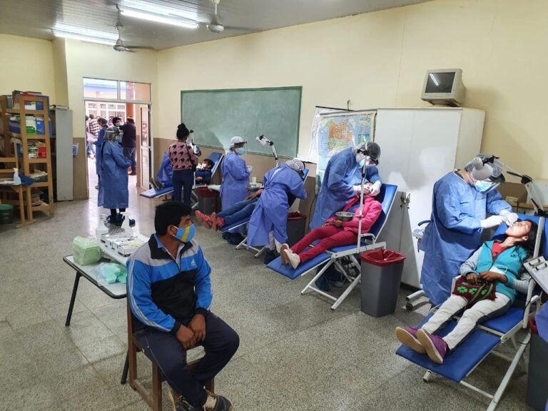 El gobierno desplegó amplias atenciones comunitarias en Lote 8
