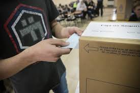 Morán confirmó que las personas con COVID, contactos estrechos o casos sospechosos no podrán votar en las PASO