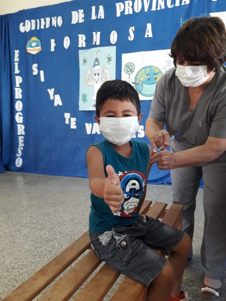 Niños y niñas de 13 localidades del interior recibieron la primera dosis de la vacuna contra el COVID 19