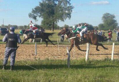 Vuelven las carreras cuadreras