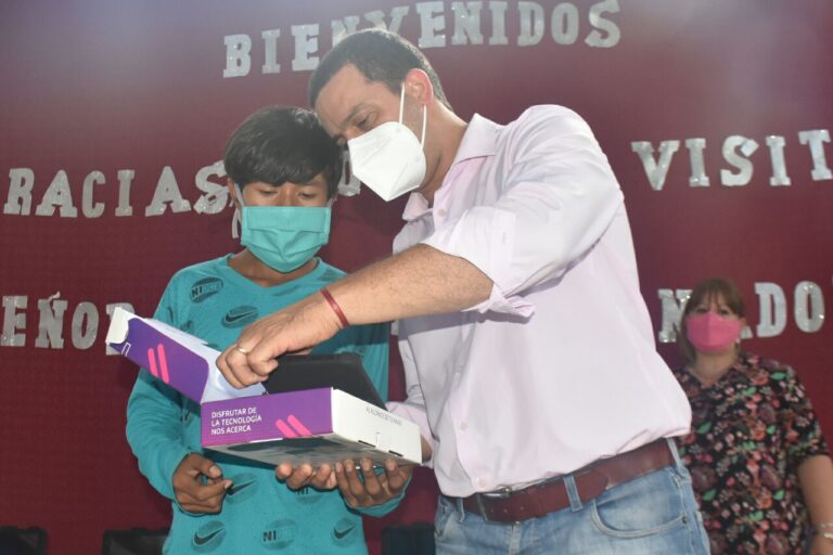 El vicegobernador Solís inauguró importantes obras en el oeste provincial