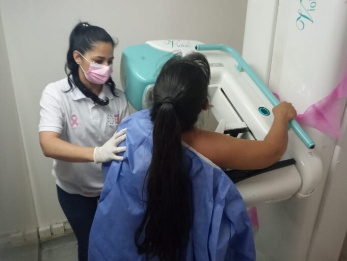 Siguen las mamografías gratuitas para vecinas del interior