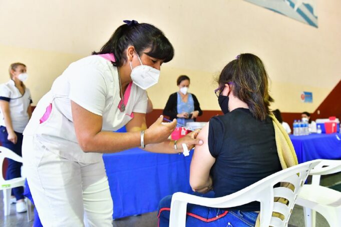 Nueva jornada con amplia población vacunada en el interior