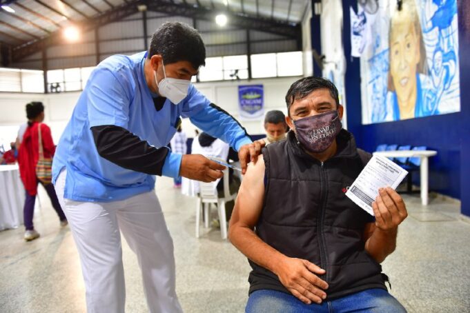 Mirassou destacó el comienzo en Formosa de la tercera dosis de refuerzo contra el COVID-19