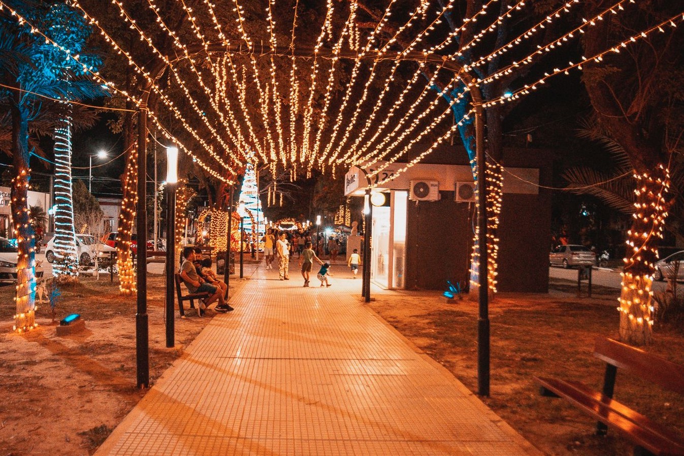 En Las Lomitas habilitaron uno de los paseos navideños más grandes de la provincia