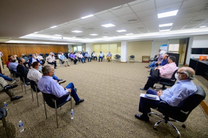 Jofré destacó criterio de equidad del gobernador Insfrán para asistir a municipios y comisiones de fomento