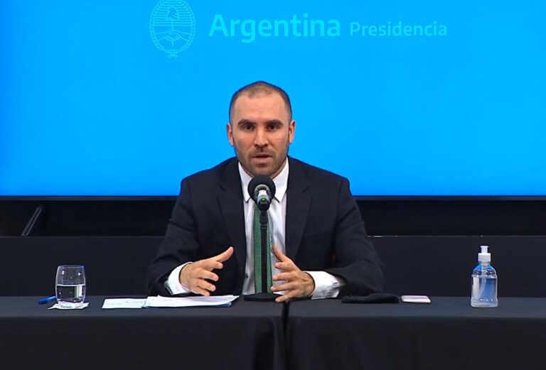 Guzmán se reunirá con los gobernadores por las negociaciones con el FMI