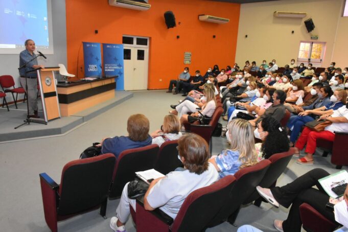 Funcionarios del Ministerio de Desarrollo Humano y equipos de salud de toda la provincia delinearon nuevas estrategias de trabajo
