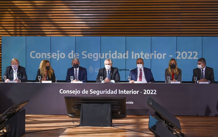 Insfrán participó de la reunión del Consejo de Seguridad Interior