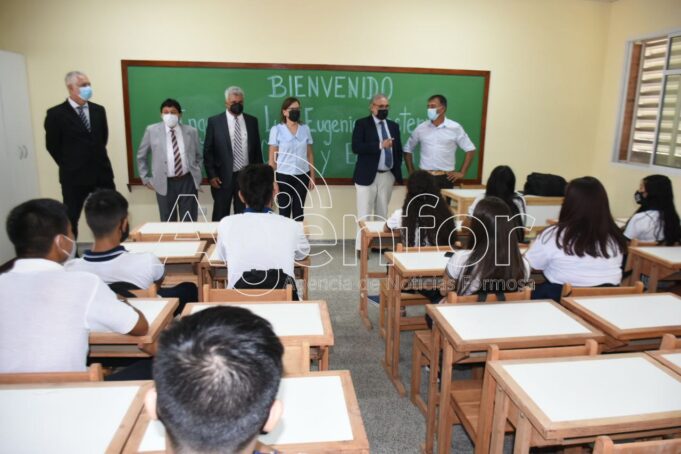 El ministro Basterra entregó el edificio de la EPES N° 21 de Tres Lagunas