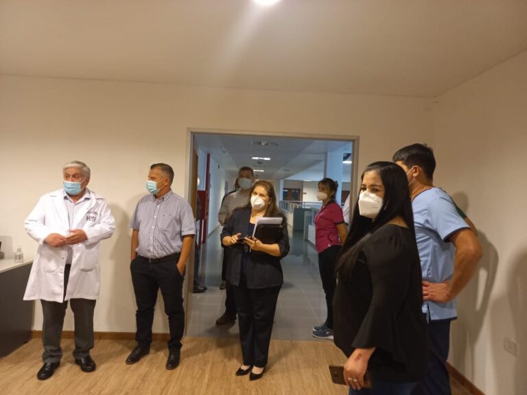 El ministro Gómez se reunió con referentes de la Facultad de Medicina de Santo Tomé