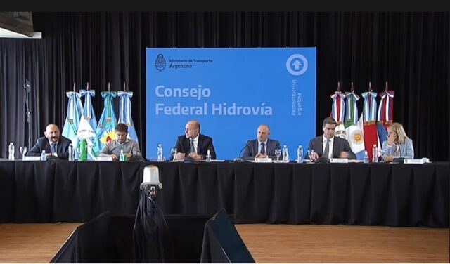 El gobernador Insfrán participó de la reunión del Consejo Federal de Hidrovía