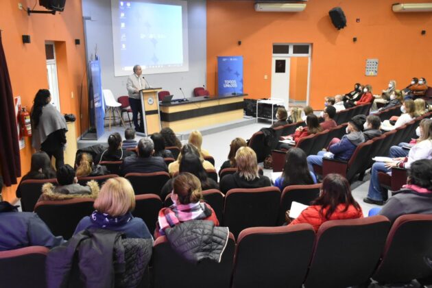 Equipos de los centros de salud y hospitales de la capital participaron de una nueva capacitación sobre enfermedades crónicas