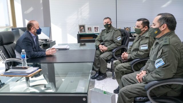 Insfrán recibió a jefes de Gendarmería Nacional