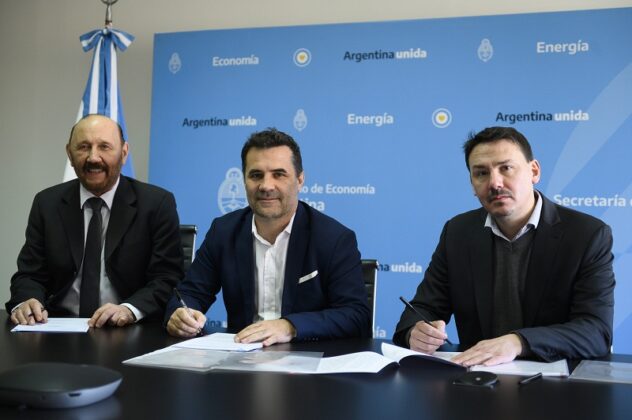 Insfrán firmó con Nación adenda al convenio  marco para infraestructura energética de Clorinda